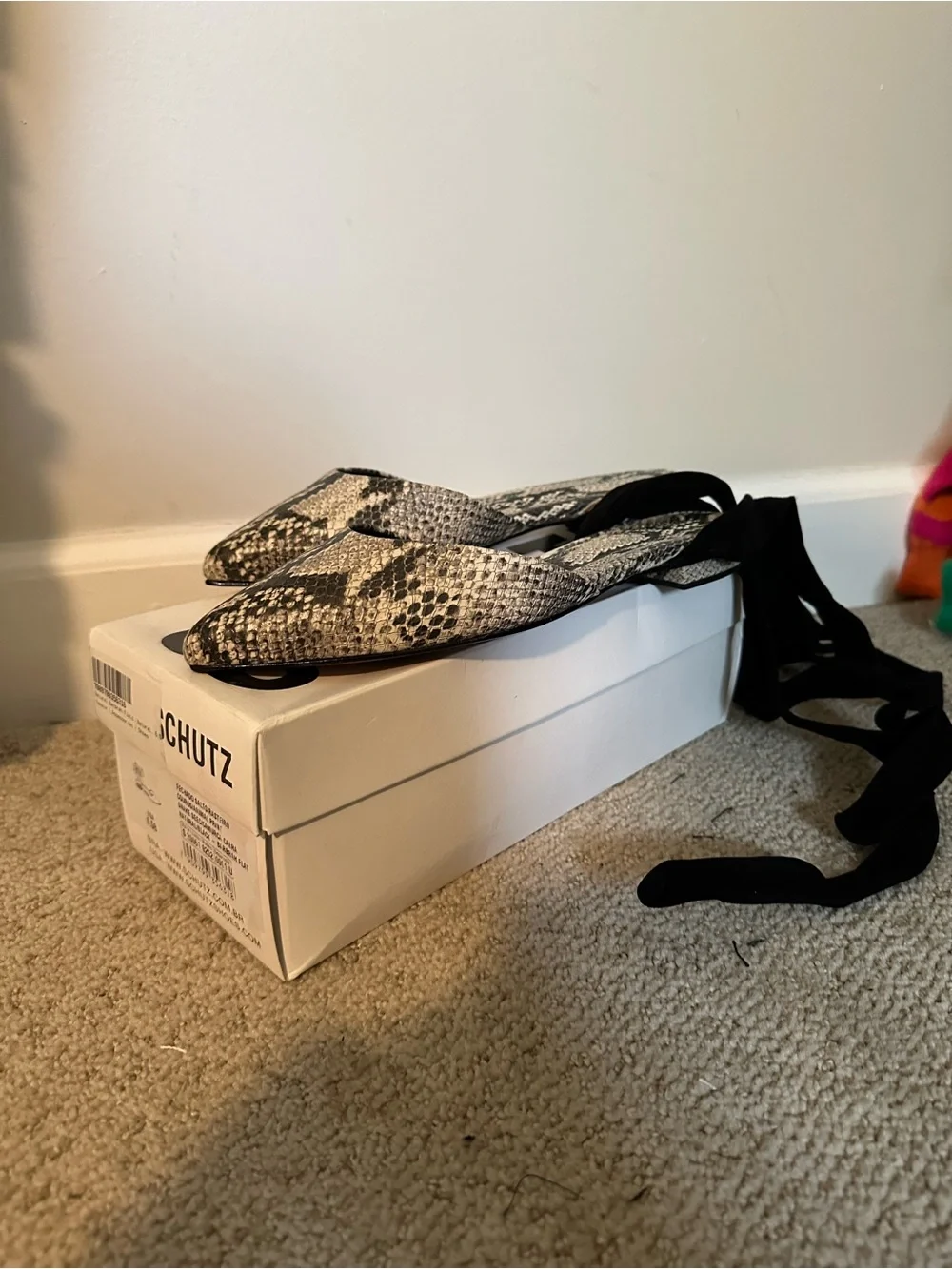 NWT Schutz Barbrah pointed flats snakeskin leather 9